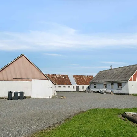 With A Scenic Location * Oster Assels